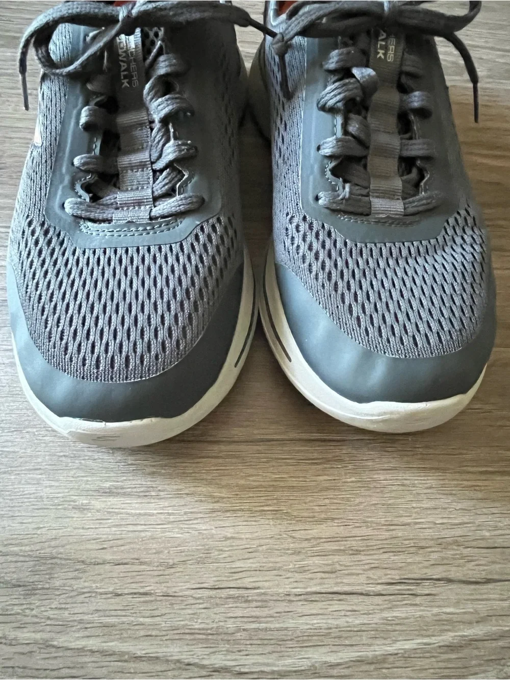 Skechers Slip-Ins GOWALK Arch Fit Idyllic Charcoal and Orange 216116 Size 9 FLAW